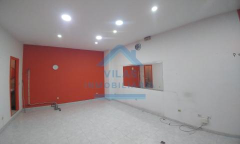 LOCAL COMERCIAL EN MILLADOIRO