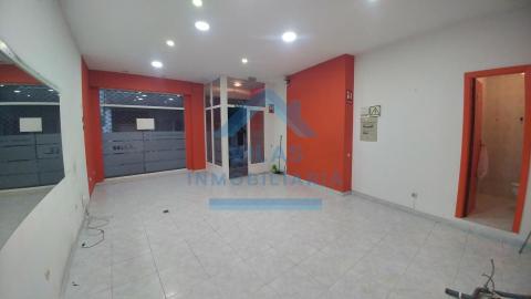 LOCAL COMERCIAL EN MILLADOIRO