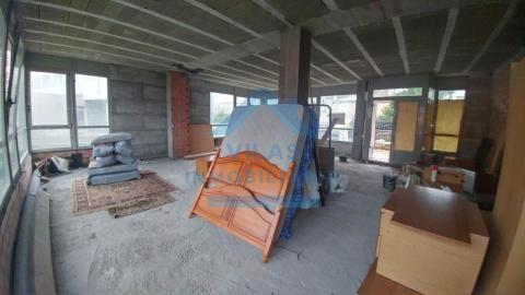 LOCAL EN BALNEARIO DO TREMO - BRION