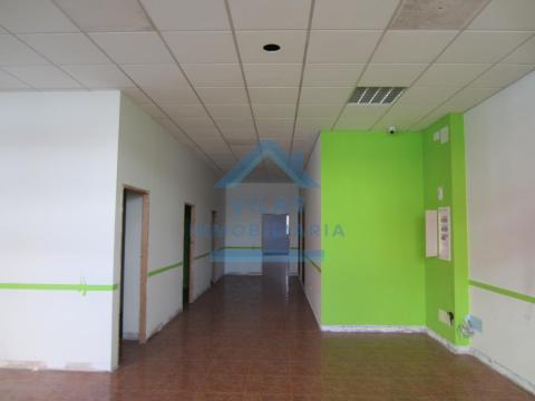 LOCAL COMERCIAL EN ROSALIA DE CASTRO - MILLADOIRO