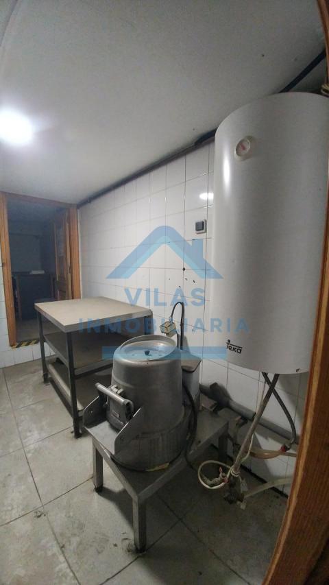 LOCAL EN ROSALIA DE CASTRO - MILLADOIRO