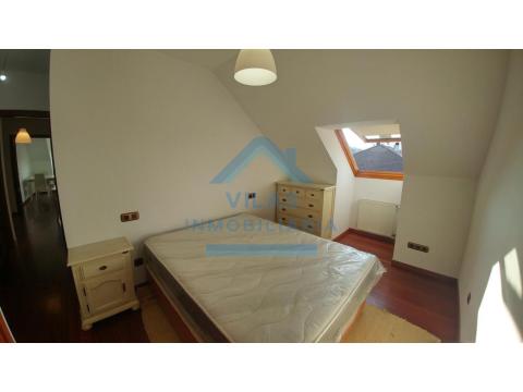 ATICO CON DOS PLAZAS DE GARAJE EN RUA MAGDALENA - MILLADOIRO