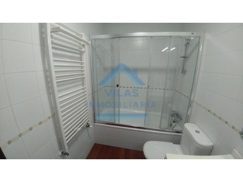 ATICO CON DOS PLAZAS DE GARAJE EN RUA MAGDALENA - MILLADOIRO