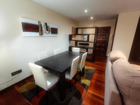 PISO DE 4 DORMITORIOS CON UNA PLAZA DE GARAJE.  OPCIONAL UNA SEGUNDA PLAZA