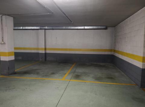 PISO DE 4 DORMITORIOS CON UNA PLAZA DE GARAJE.  OPCIONAL UNA SEGUNDA PLAZA