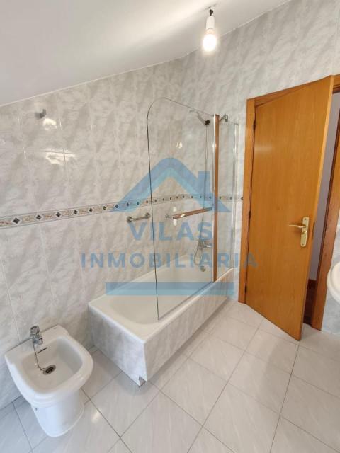 DUPLEX CON PISCINA COMUNITARIA
